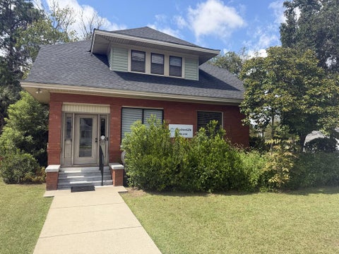Photo of 220 Central Ave N AVE, Tifton, GA 31794 (MLS # 143140)