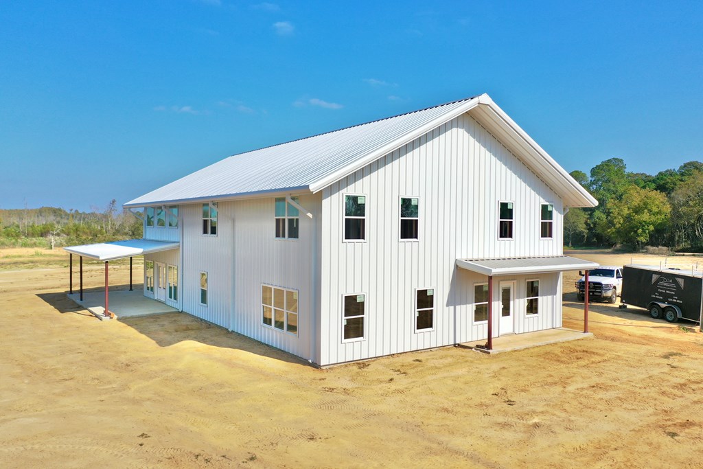 2220 W County Line Rd