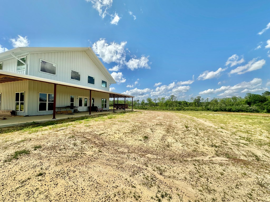 2220 W County Line Rd
