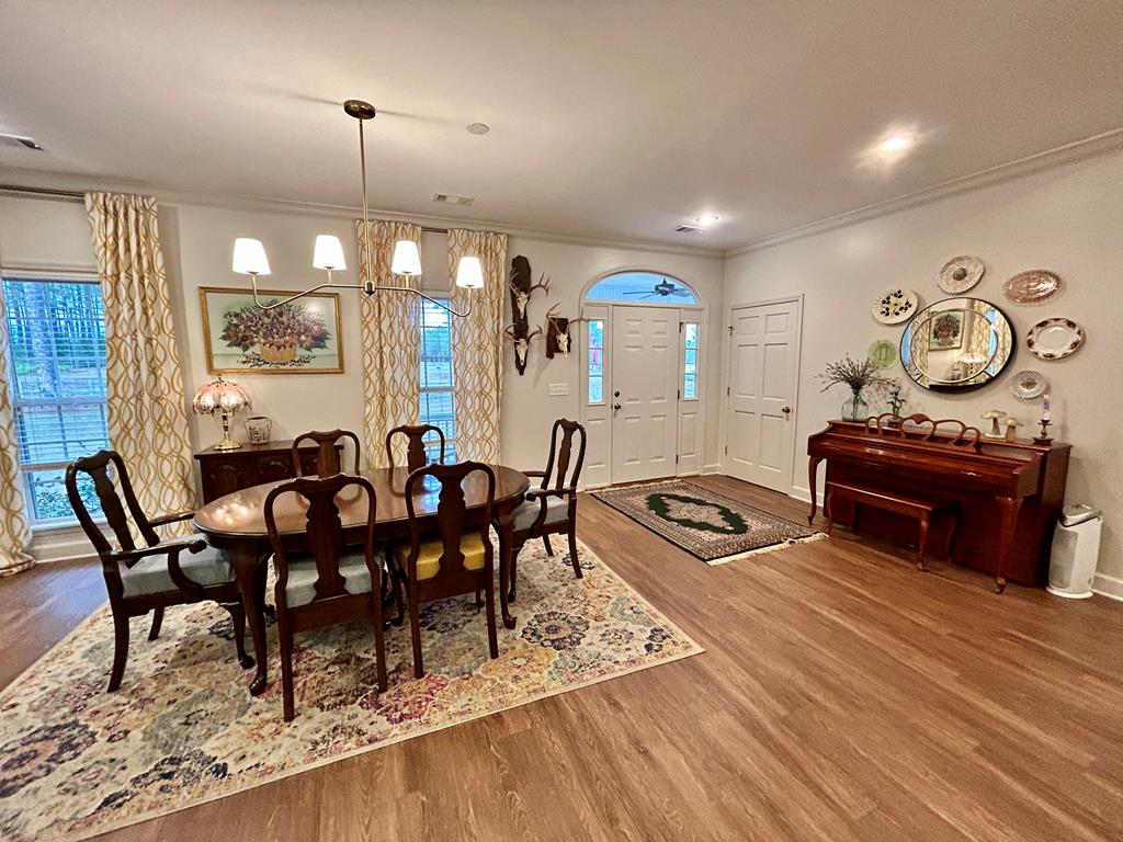 153 NE Wood Duck Way