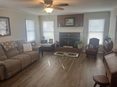 Tiny photo for 2409 N Park Ave, Tifton, GA 31794 (MLS # 143173)