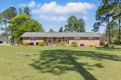 368 Red Oak Tifton GA 31793