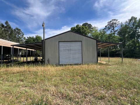 Tiny photo for 668 Ten Mile Rd, Fitzgerald, GA 31750 (MLS # 142583)