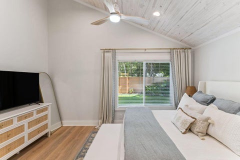 Tiny photo for 644 Cummings Lane, St. Simons, GA 31522 (MLS # 143010)