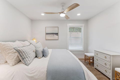 Tiny photo for 644 Cummings Lane, St. Simons, GA 31522 (MLS # 143010)