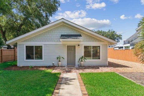 Tiny photo for 644 Cummings Lane, St. Simons, GA 31522 (MLS # 143010)