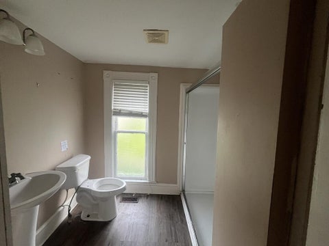 Tiny photo for 401 S Main Street, Fitzgerald, GA 31750 (MLS # 142981)