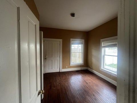 Tiny photo for 401 S Main Street, Fitzgerald, GA 31750 (MLS # 142981)