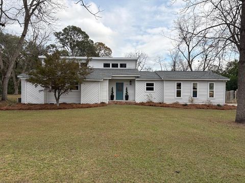 Photo of 122 Wenona Way, Fitzgerald, GA 31750 (MLS # 139087)