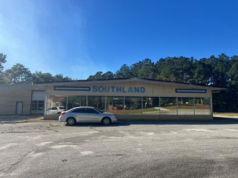 757 North St Ashburn GA 31714