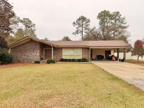 Photo of 106 Rosewood Drive, Sylvester, GA 31791 (MLS # 139096)