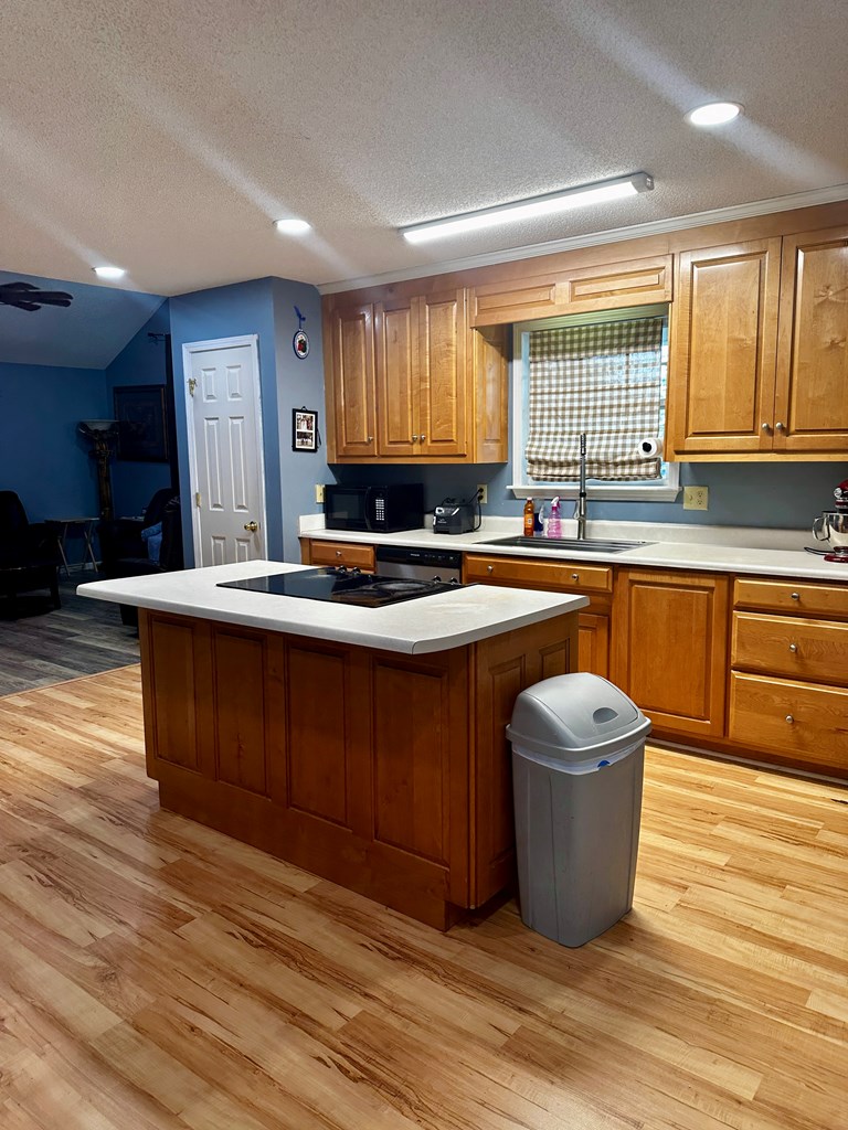 21 Brookfield Lenox Rd