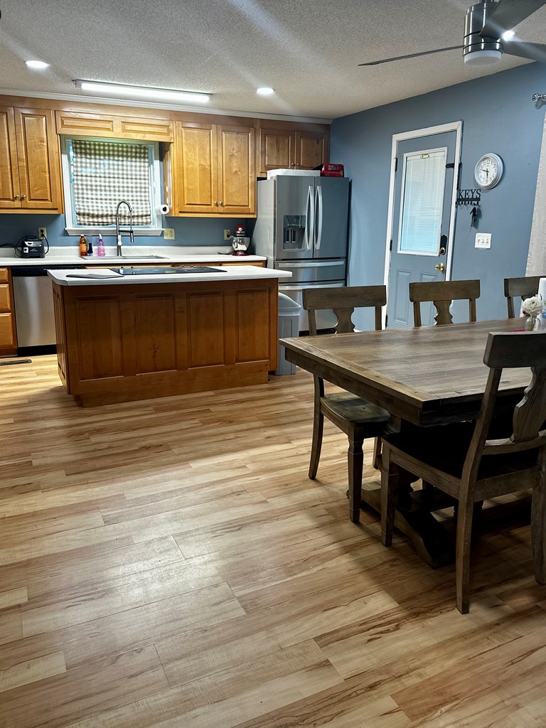 21 Brookfield Lenox Rd