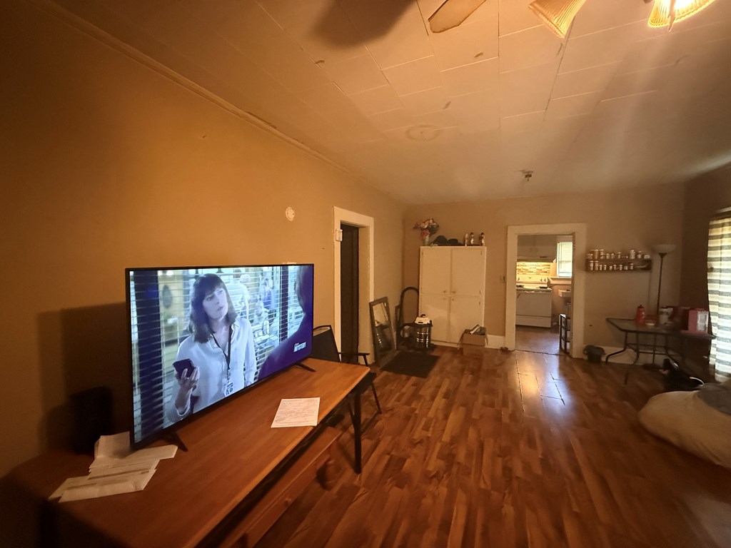 309 W Cypress Street