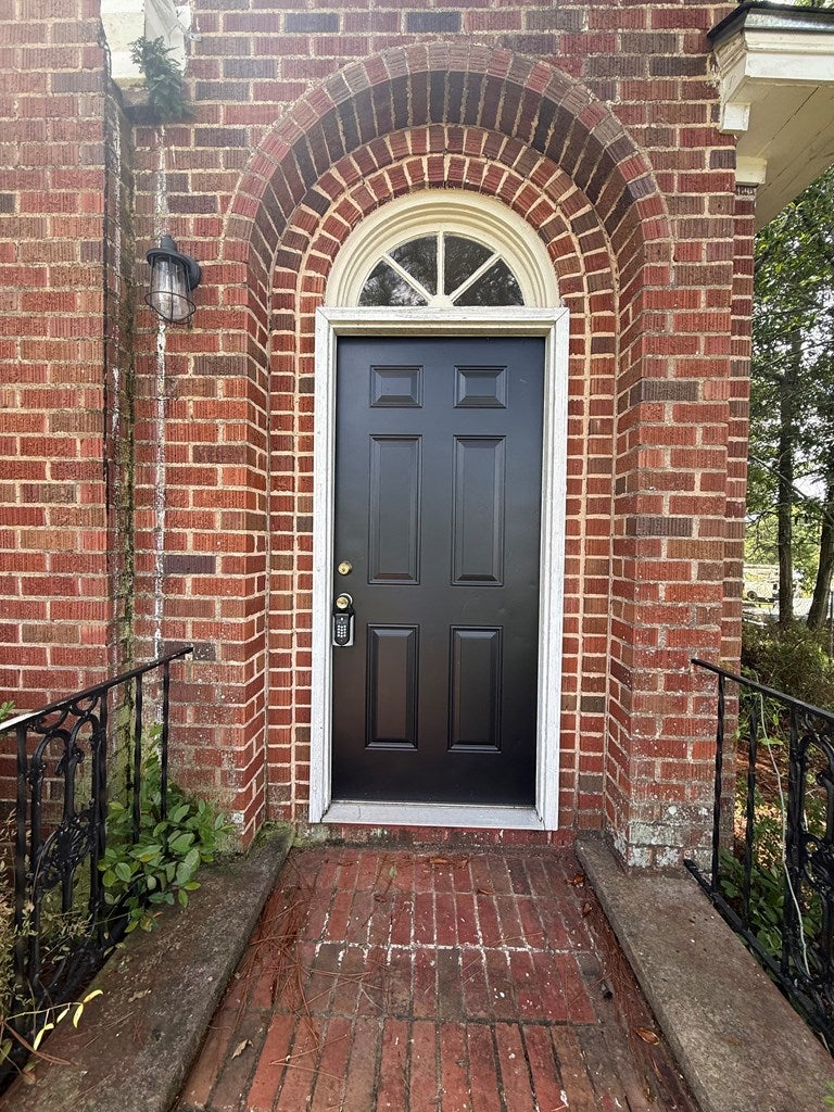 328 S Main Street