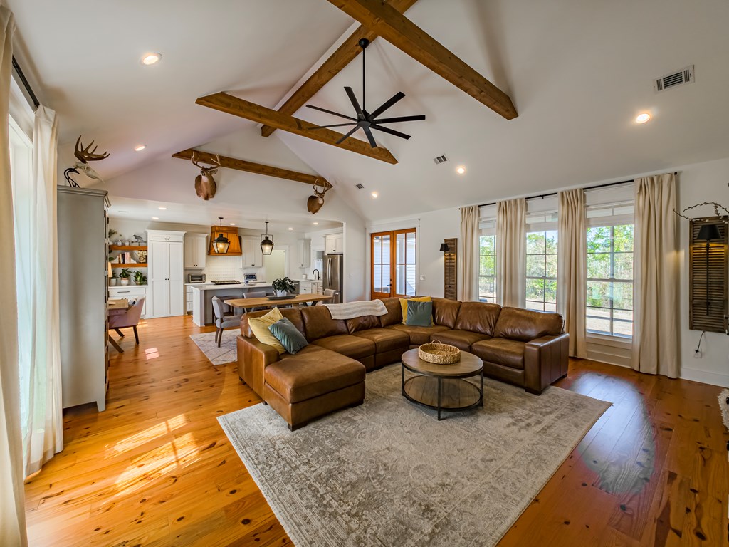 7 Beaver Bottom Court