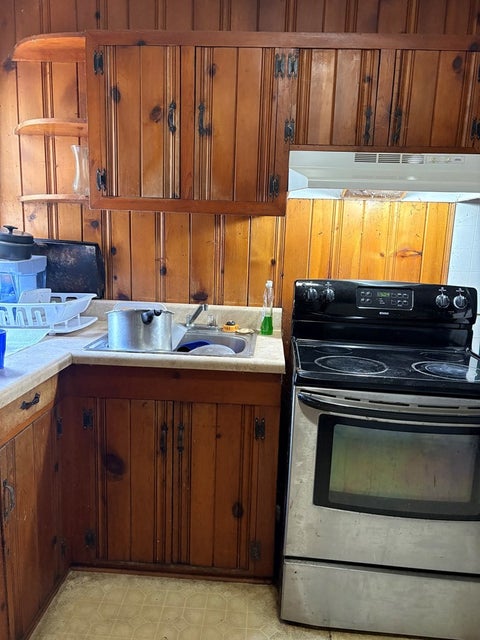 Tiny photo for 606 S Apricot St, Ocilla, GA 31774 (MLS # 142607)