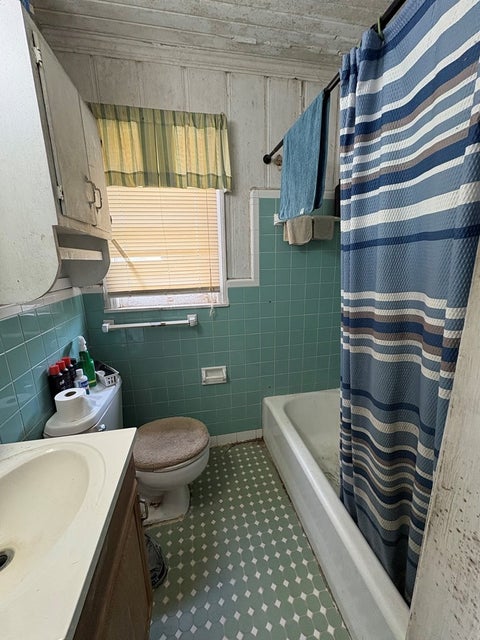 Tiny photo for 606 S Apricot St, Ocilla, GA 31774 (MLS # 142607)