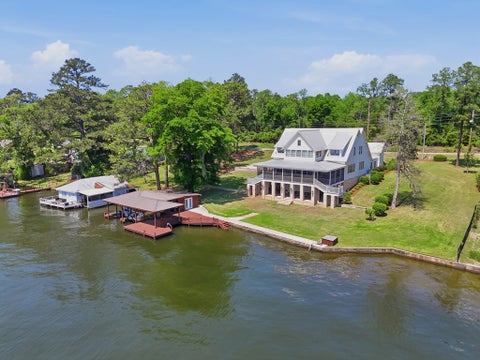 Tiny photo for 620 Lakeshore Drive, Cordele, GA 31015 (MLS # 142546)