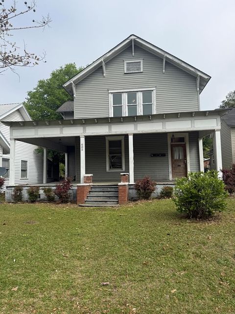 Photo of 605 W Central Ave, Fitzgerald, GA 31750 (MLS # 142460)