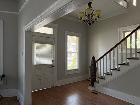 Tiny photo for 802 S Grant St, Fitzgerald, GA 31750 (MLS # 142445)