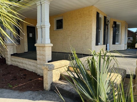 Tiny photo for 802 S Grant St, Fitzgerald, GA 31750 (MLS # 142445)