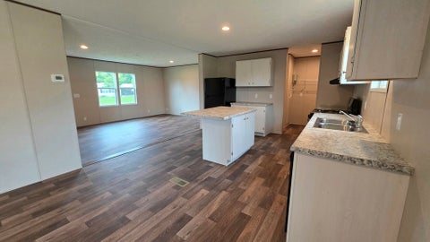 Tiny photo for 106 Greer Circle, Fitzgerald, GA 31750 (MLS # 142956)