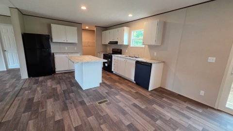 Tiny photo for 106 Greer Circle, Fitzgerald, GA 31750 (MLS # 142956)