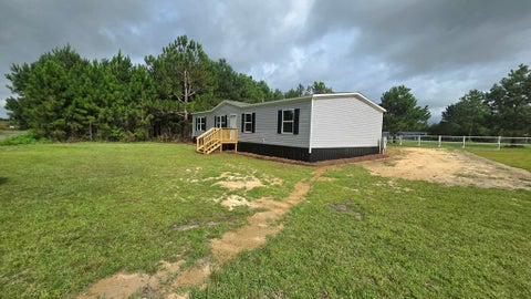 Tiny photo for 106 Greer Circle, Fitzgerald, GA 31750 (MLS # 142956)