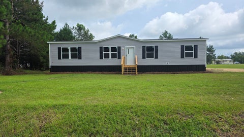 Tiny photo for 106 Greer Circle, Fitzgerald, GA 31750 (MLS # 142956)