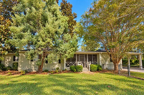 Tiny photo for 1015 Forrest Ave, Tifton, GA 31794 (MLS # 143242)