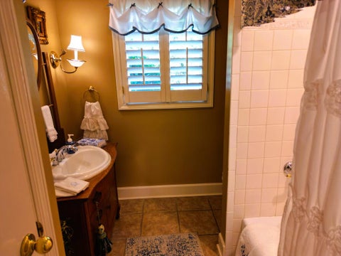 Tiny photo for 1402 Old Ocilla Rd, Tifton, GA 31794 (MLS # 143219)