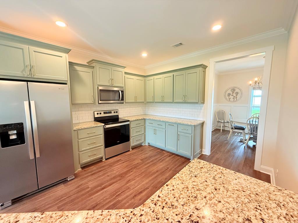 13 Willow Way
