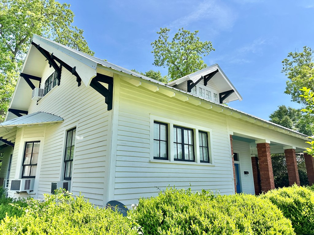 503 Hudson Ave