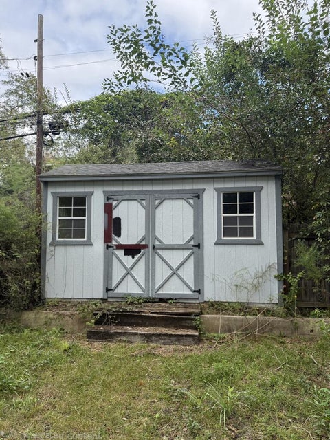 Tiny photo for 601 W Central Avenue, Fitzgerald, GA 31750 (MLS # 143101)