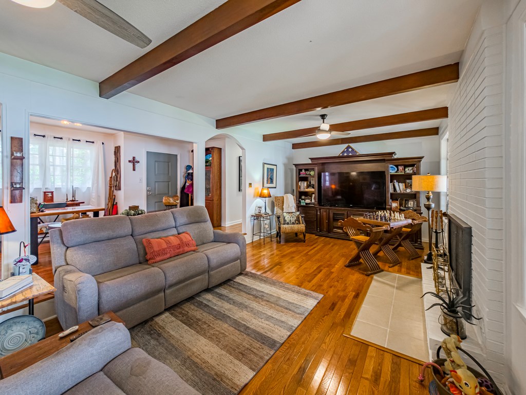 5318 MOSS OAK TRAIL