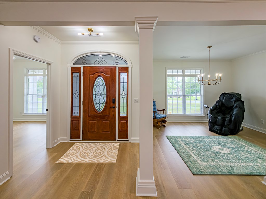 33 Surrey Cir
