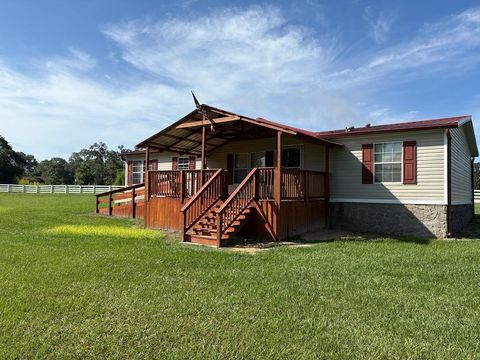 683 Raymound Roland Rd Nashville GA 31639