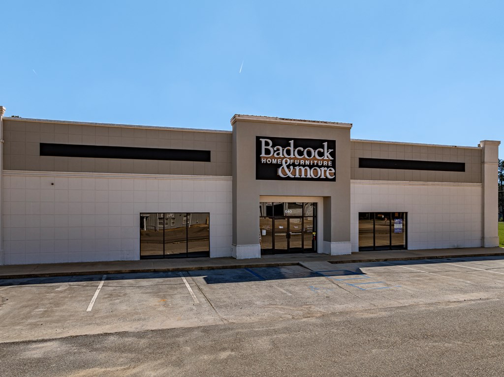 640 E Washington Avenue