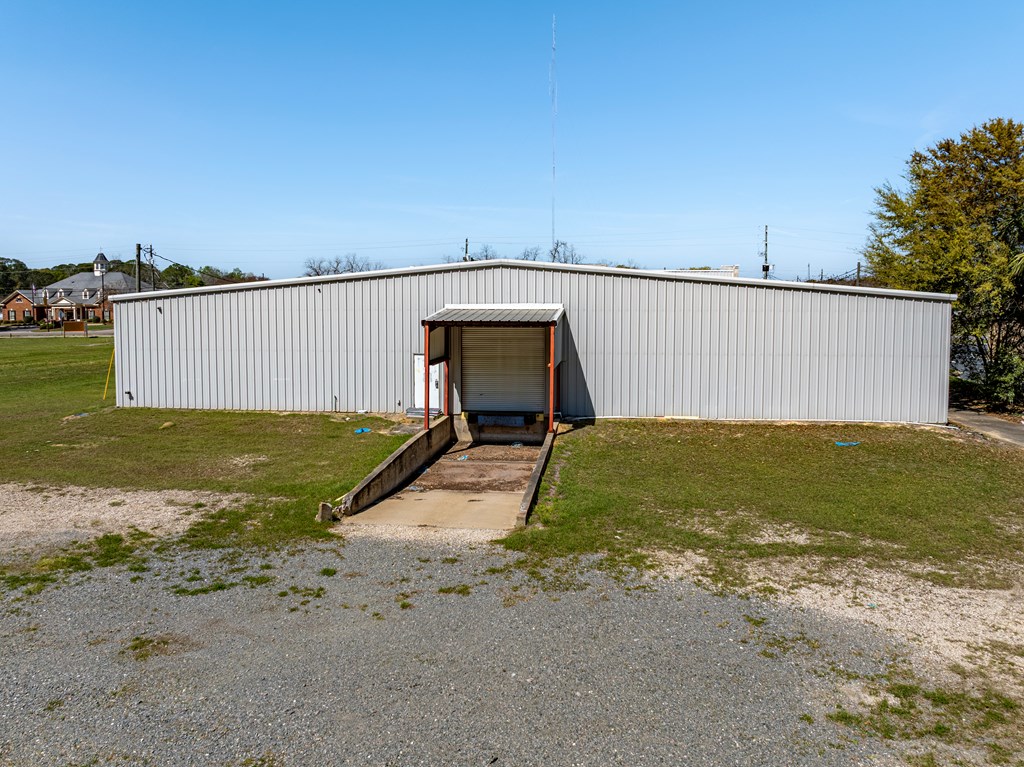 640 E Washington Avenue