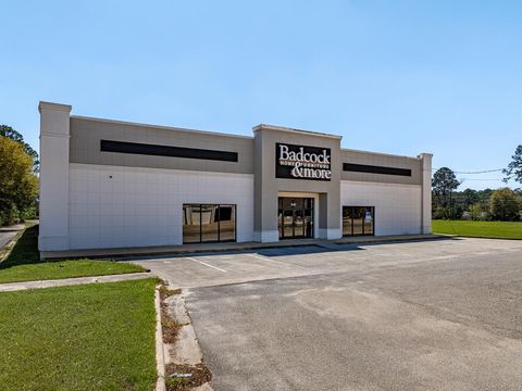 Photo of 640 E Washington Avenue, Ashburn, GA 31714 (MLS # 142427)