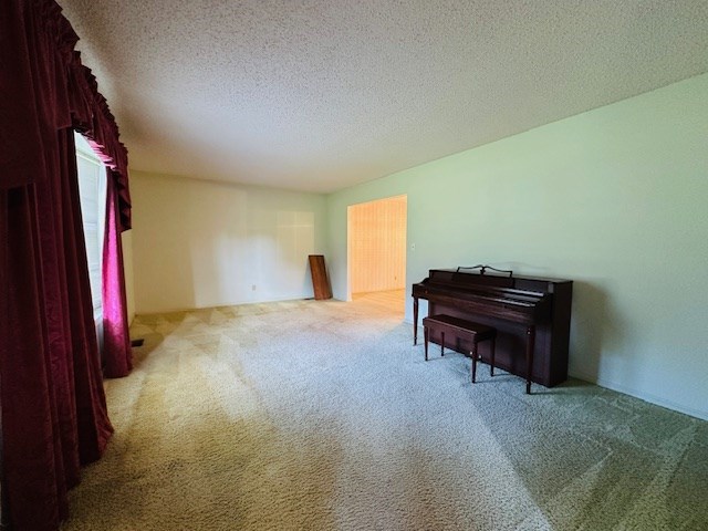 271 Lincoln Ave.