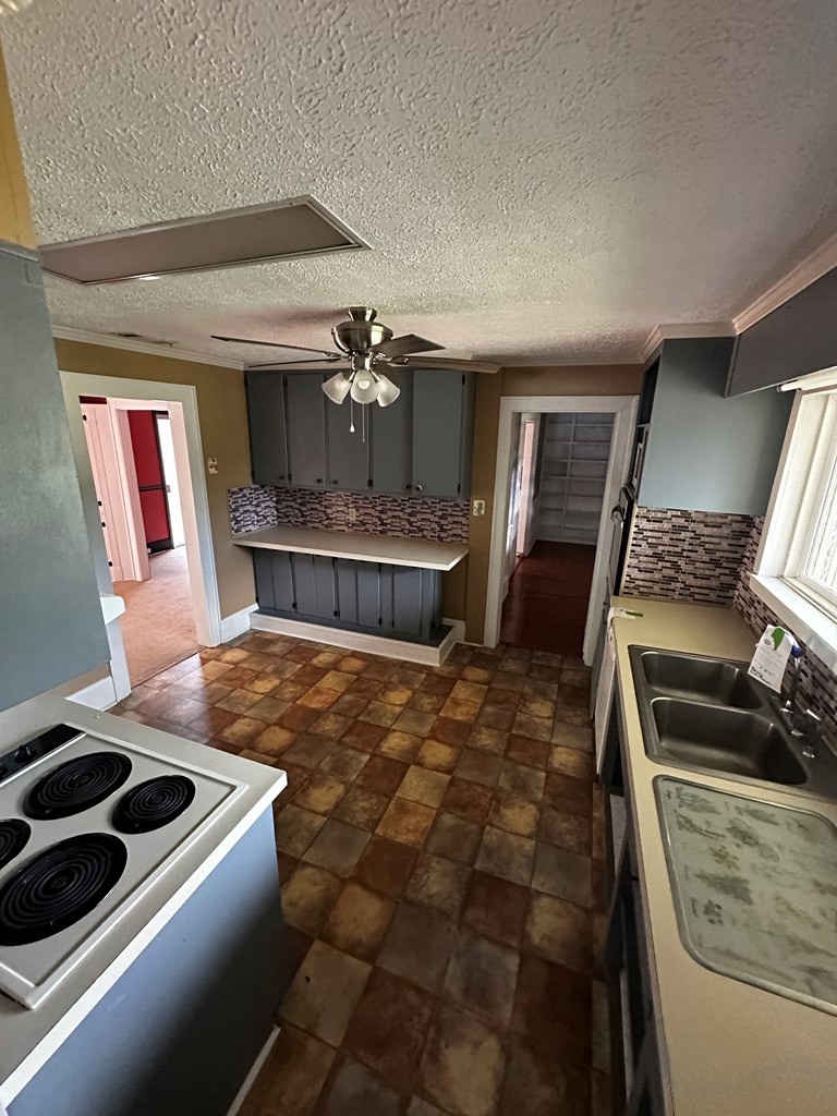 1745 W Highway 280