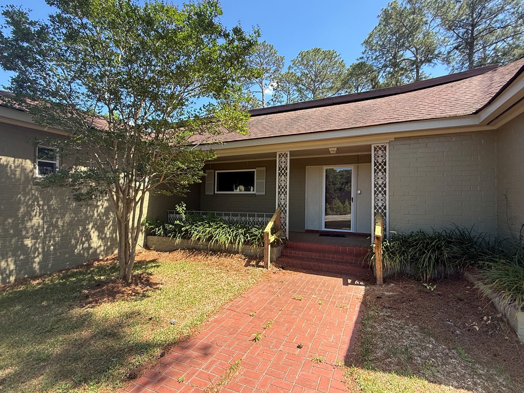 1745 W Highway 280