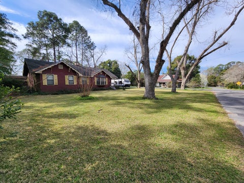 Tiny photo for 410 W Henderson St, Ocilla, GA 31774 (MLS # 143069)
