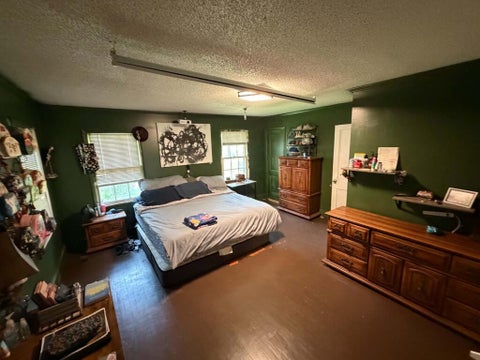 Tiny photo for 410 W Henderson St, Ocilla, GA 31774 (MLS # 143069)