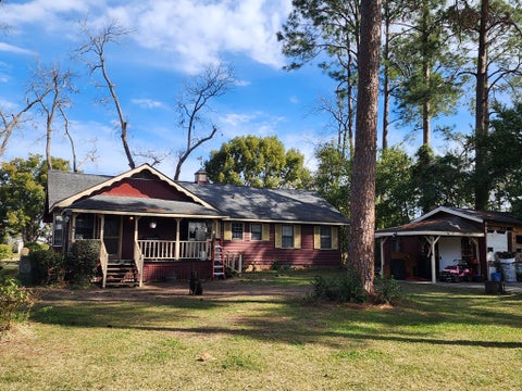 Tiny photo for 410 W Henderson St, Ocilla, GA 31774 (MLS # 143069)