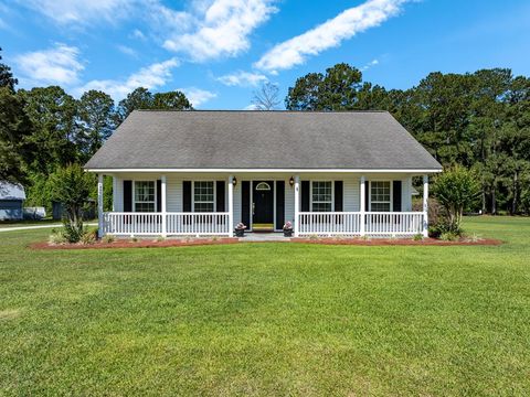 Photo of 32 Paradise Lake Rd, Tifton, GA 31794 (MLS # 142613)