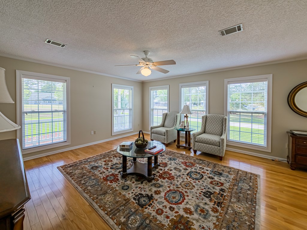32 Paradise Lake Rd