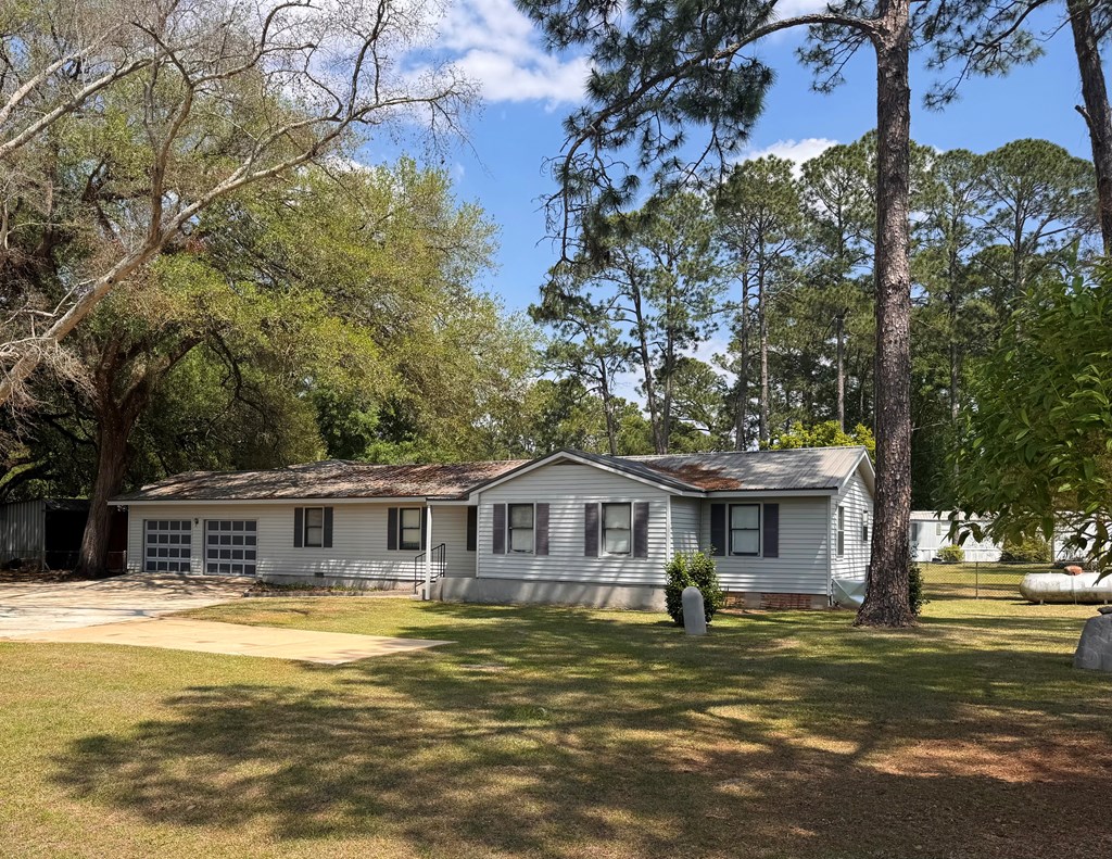 324 N County Line Rd